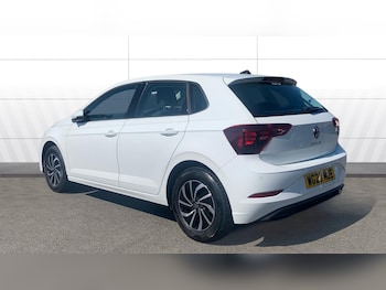 Used Volkswagen Polo 2023 for sale - 79205682: Photo