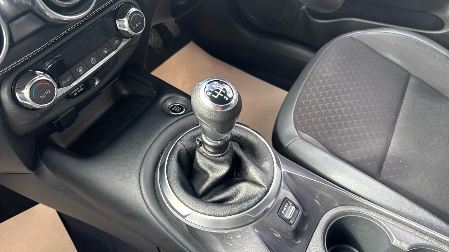 Used Nissan Juke 2023 for sale - 78201791: Photo 13