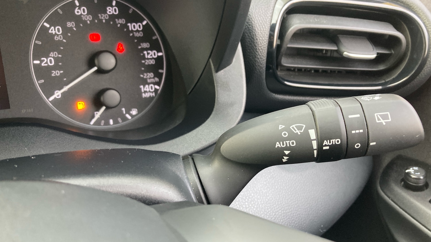 Used Toyota Yaris 2022 for sale - 76444316: Photo 24