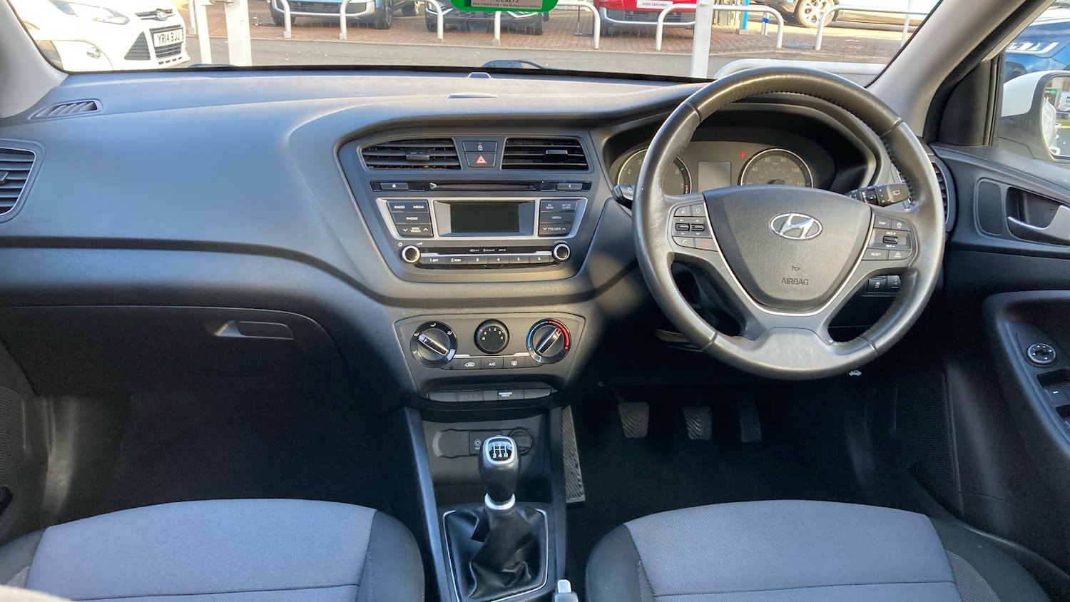 Used Hyundai i20 2018 for sale - 77052938: Photo 10