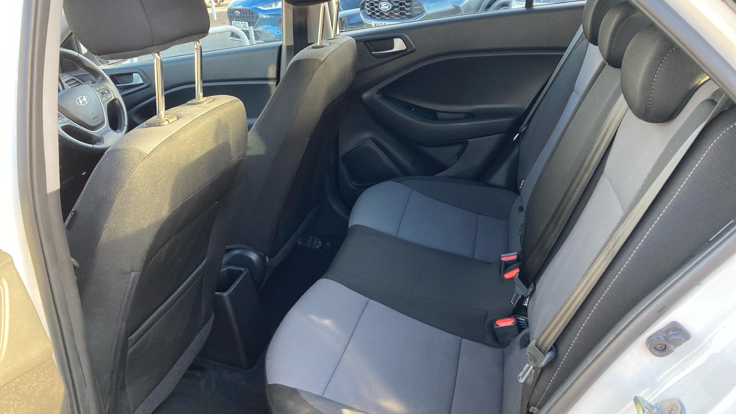 Used Hyundai i20 2018 for sale - 77052938: Photo 16