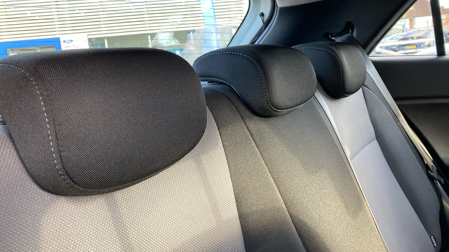 Used Hyundai i20 2018 for sale - 77052938: Photo 39