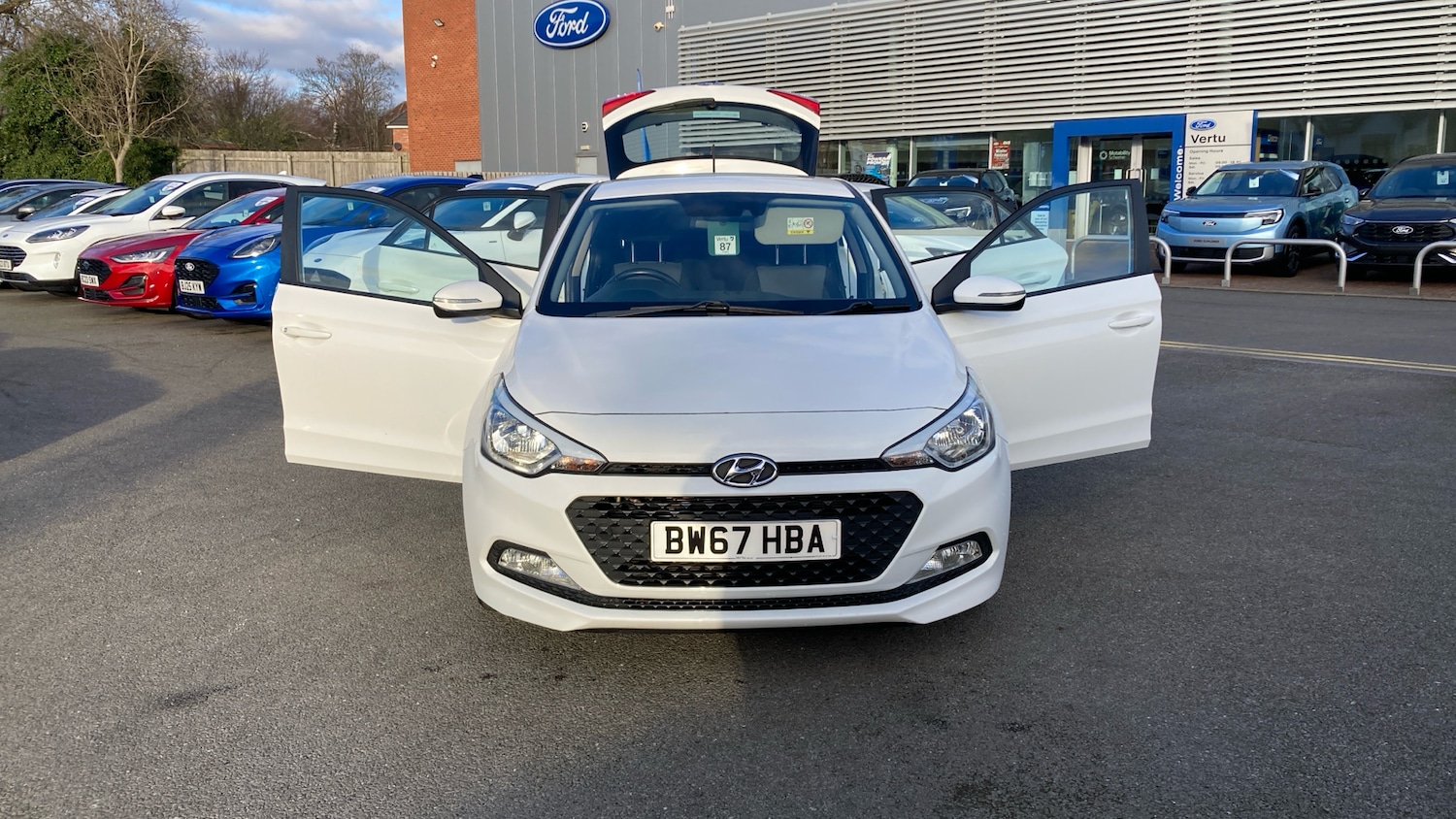 Used Hyundai i20 2018 for sale - 77052938: Photo 45