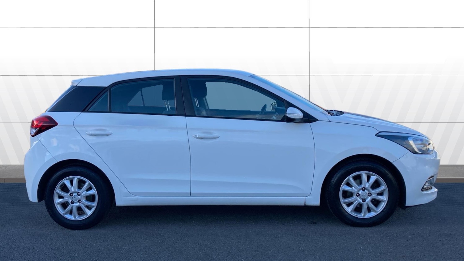 Used Hyundai i20 2018 for sale - 77052938: Photo 5