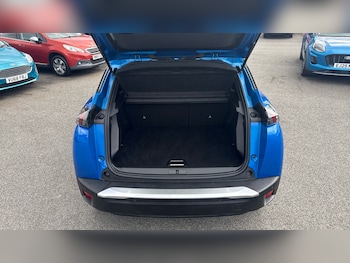 Used Peugeot 2008 2023 for sale - 78653113: Photo