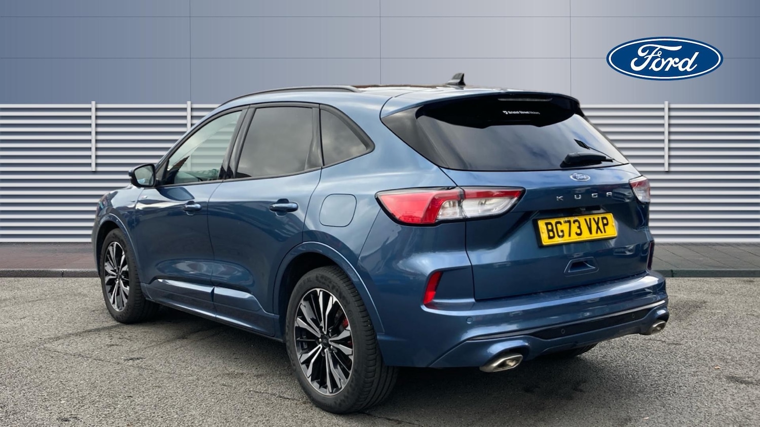 Used Ford Kuga 2023 for sale - 77135661: Photo 2