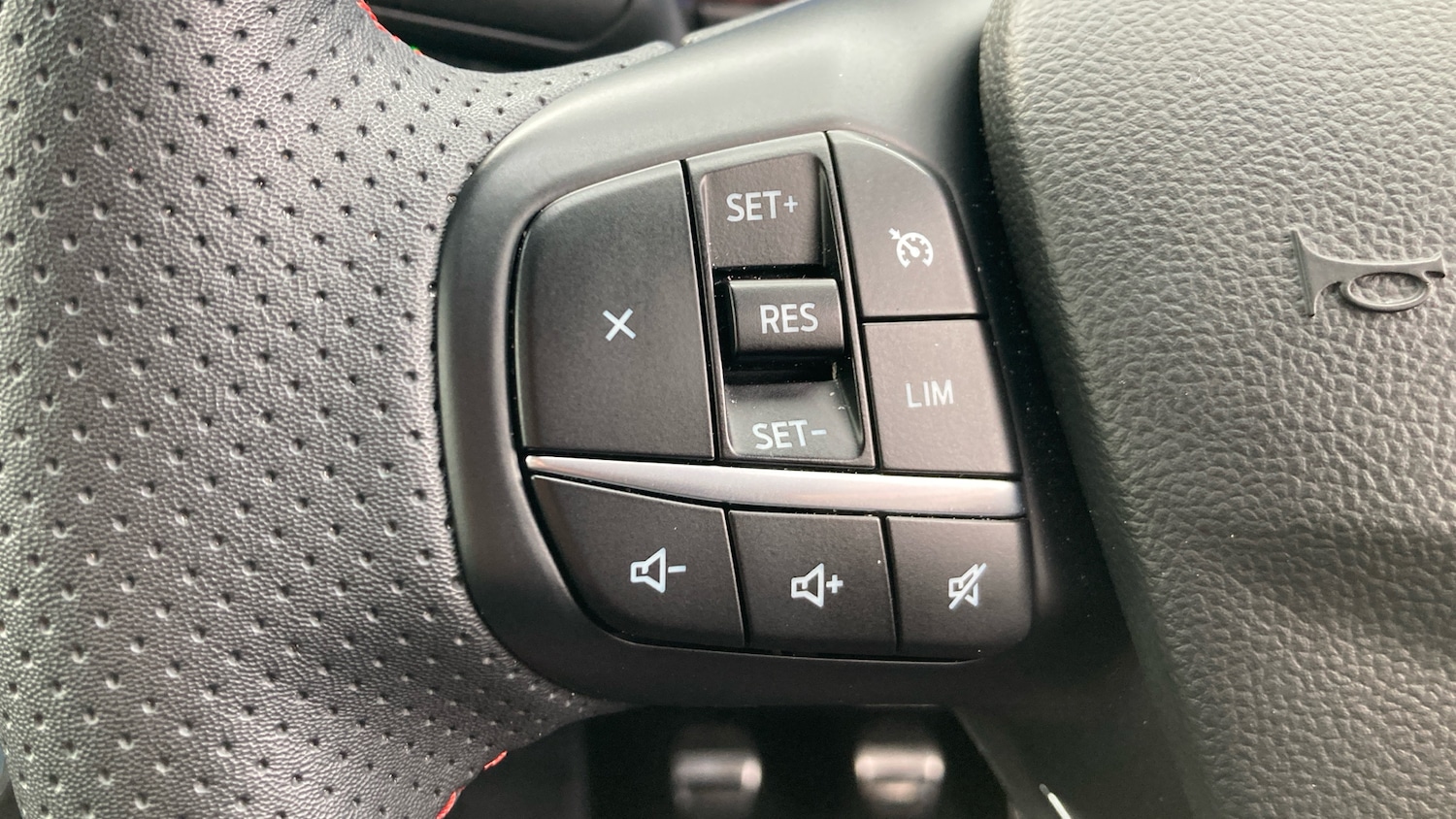 Used Ford Kuga 2023 for sale - 77135661: Photo 23