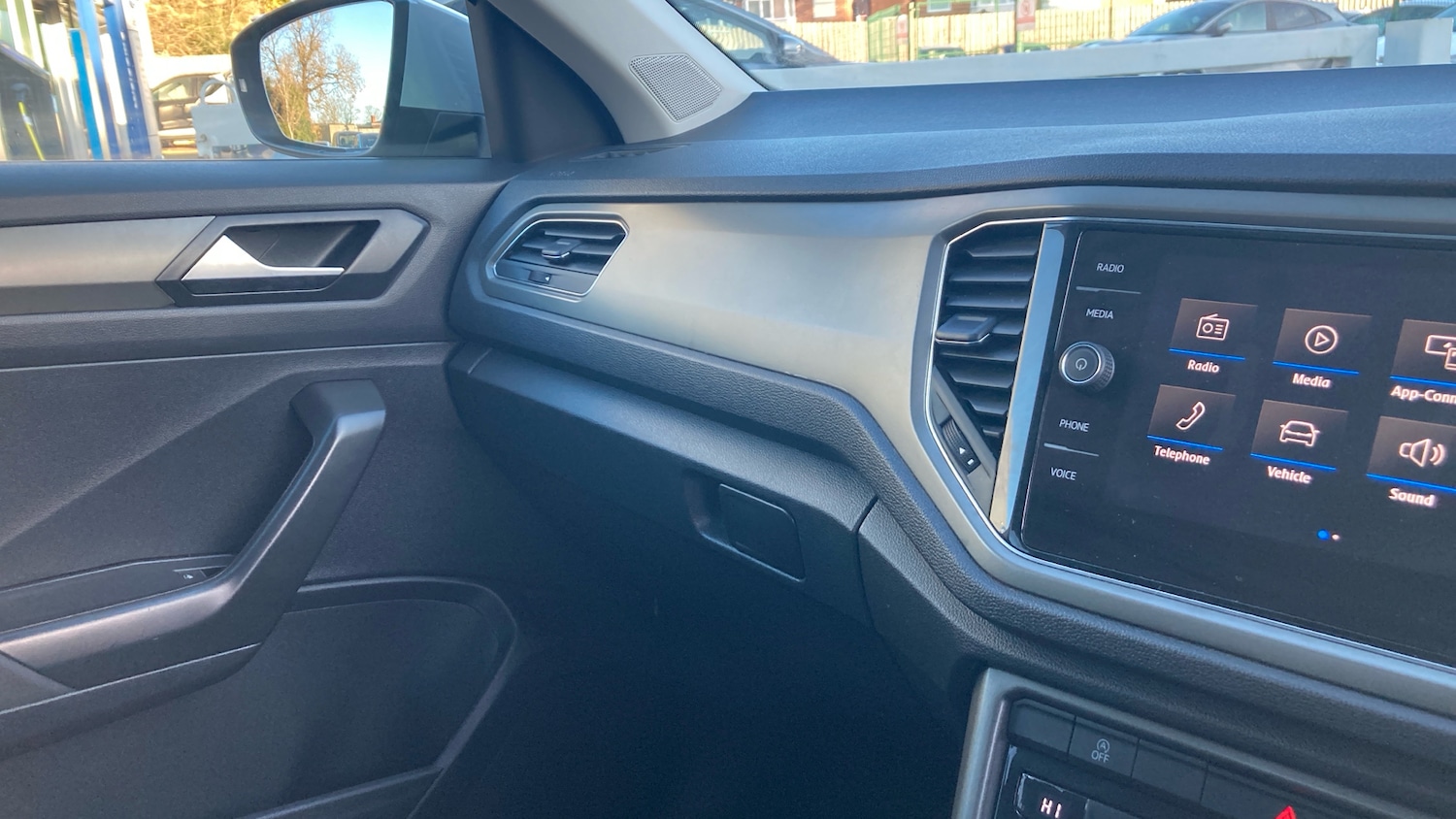 Used Volkswagen T-Roc 2020 for sale - 76818753: Photo 14