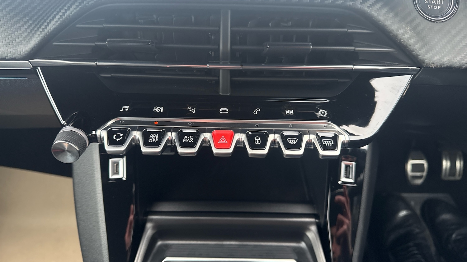 Used Peugeot 208 2021 for sale - 77335760: Photo 24