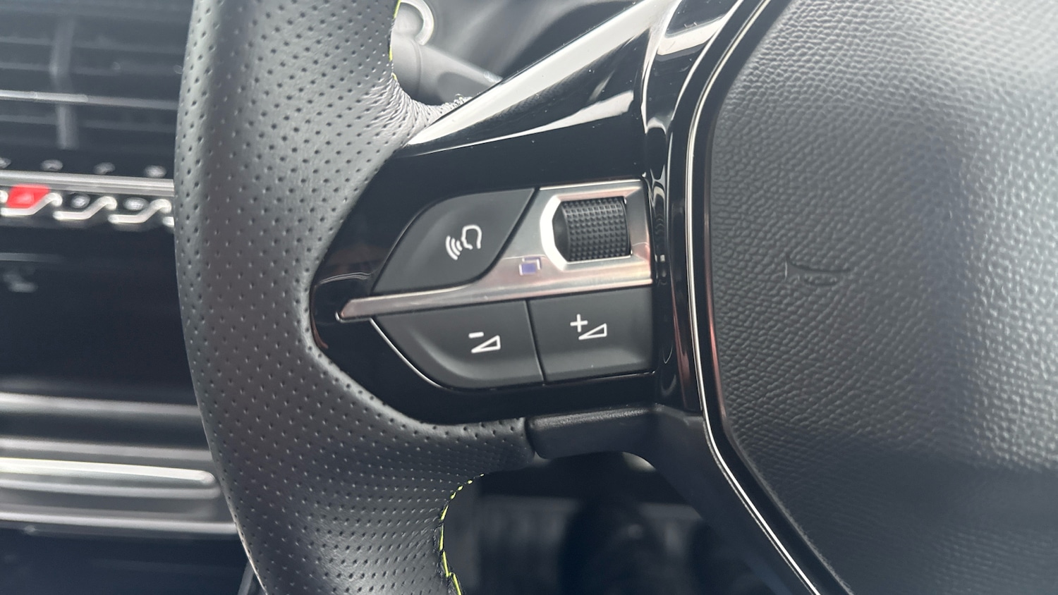 Used Peugeot 208 2021 for sale - 77335760: Photo 25