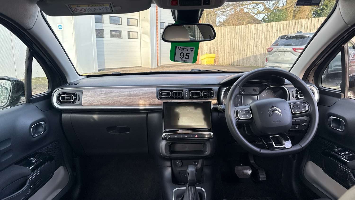 Used Citroen C3 2024 for sale - 76948880: Photo 10