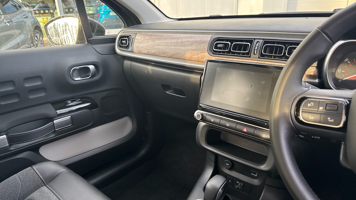 Used Citroen C3 2024 for sale - 76948880: Photo 14