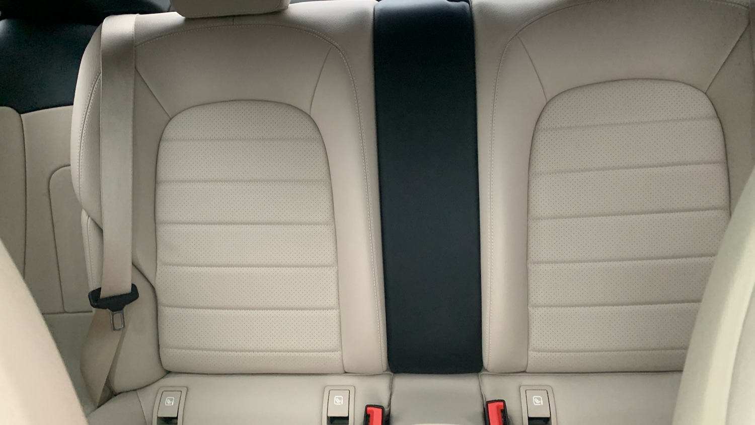 Used Mercedes-Benz C Class 2018 for sale - 77283663: Photo 15