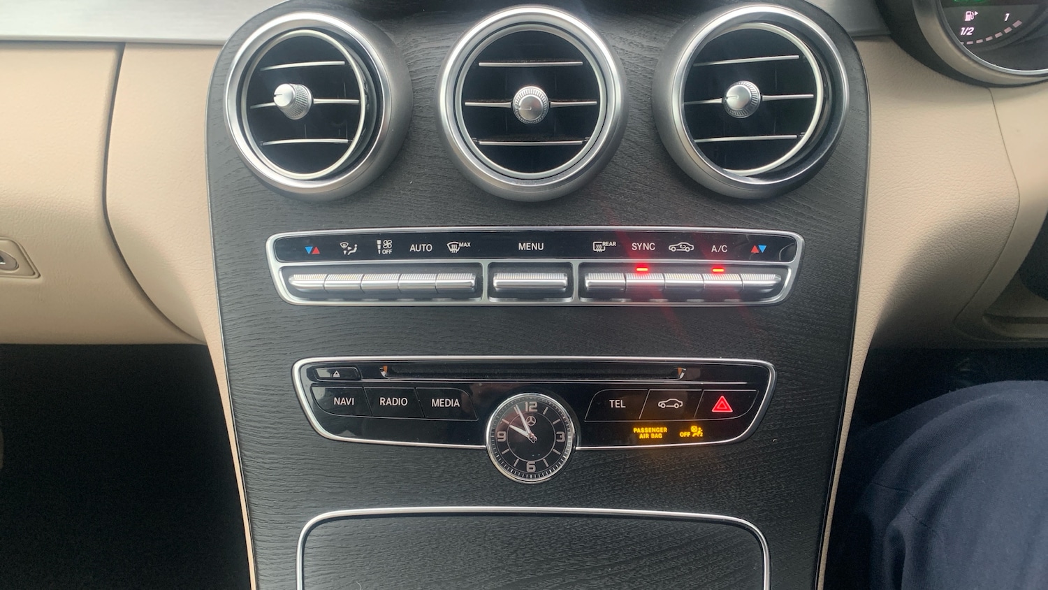 Used Mercedes-Benz C Class 2018 for sale - 77283663: Photo 34