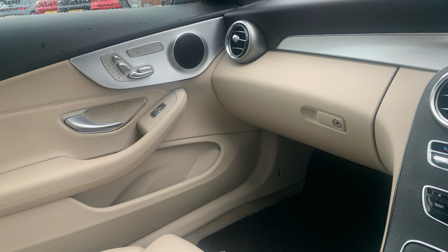 Used Mercedes-Benz C Class 2018 for sale - 77283663: Photo 38