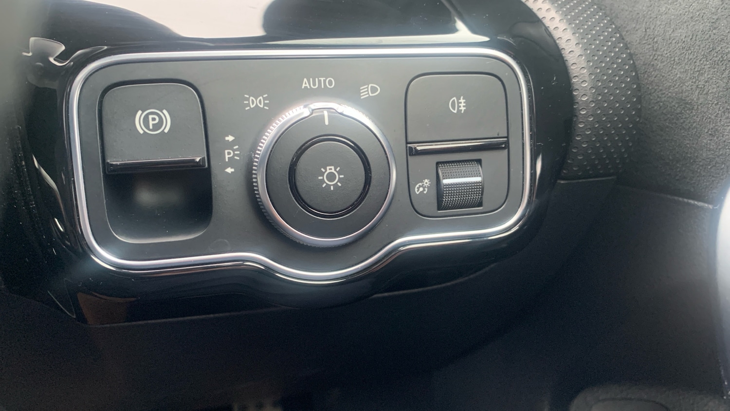 Used Mercedes-Benz A-Class 2021 for sale - 77915356: Photo 25