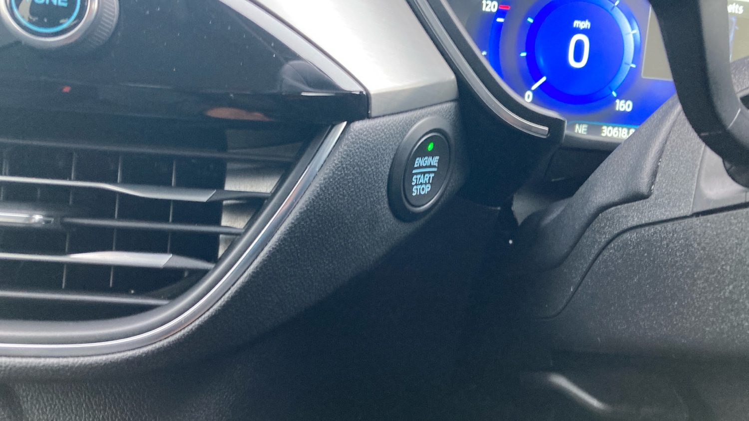 Used Ford Kuga 2022 for sale - 77638723: Photo 30