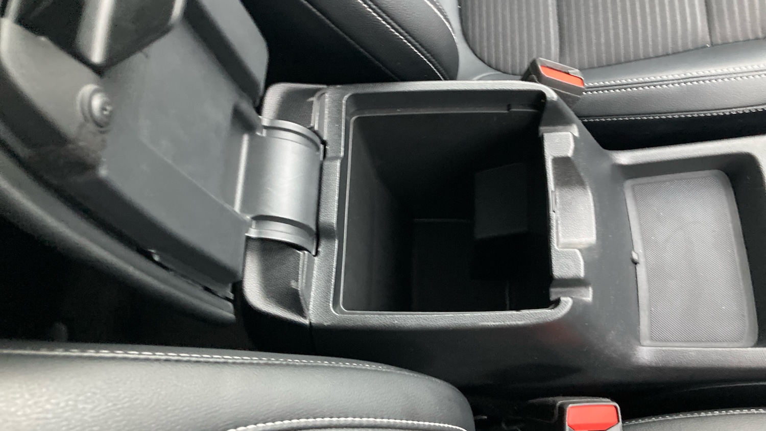 Used Ford Kuga 2022 for sale - 77638723: Photo 38