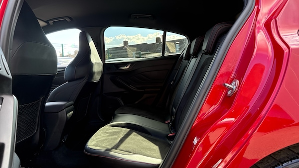 Used Ford Focus 2022 for sale - 76035878: Photo 16