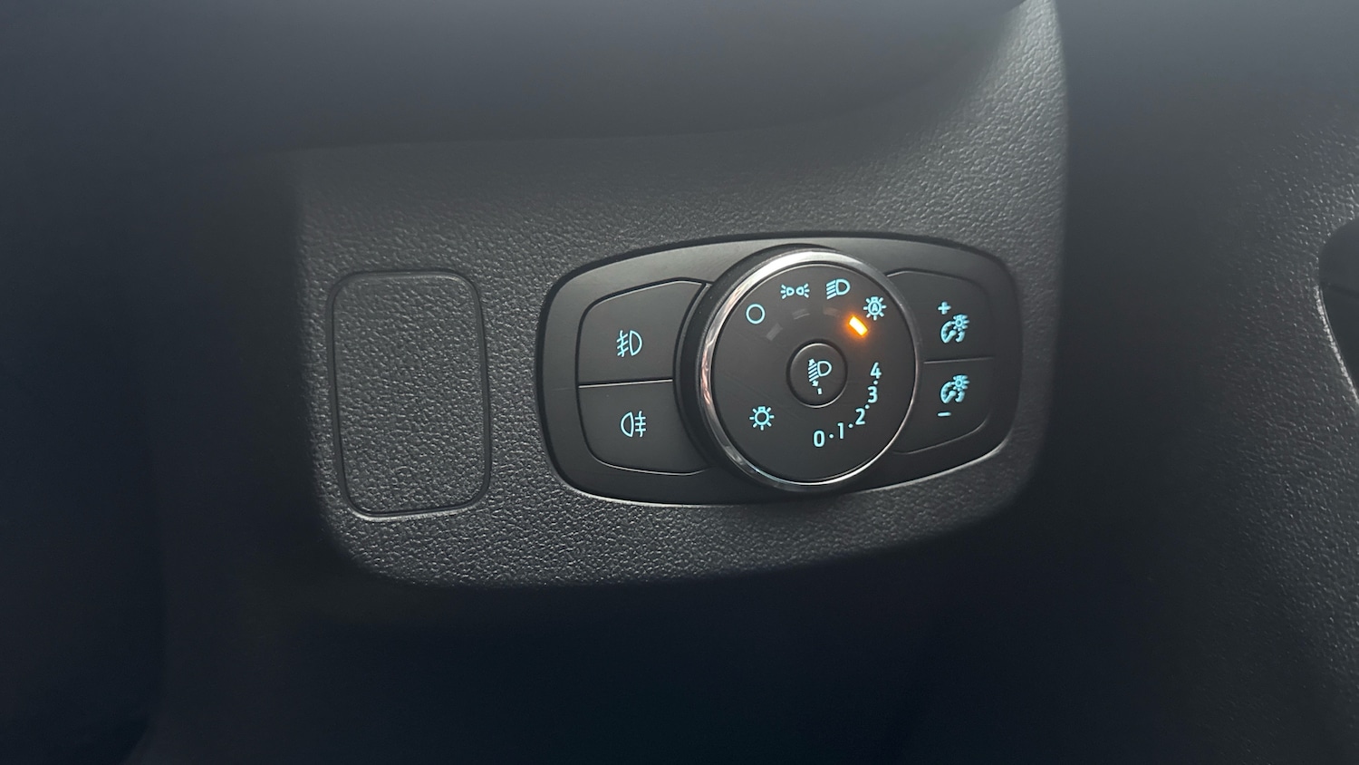 Used Ford Puma 2023 for sale - 77149189: Photo 35