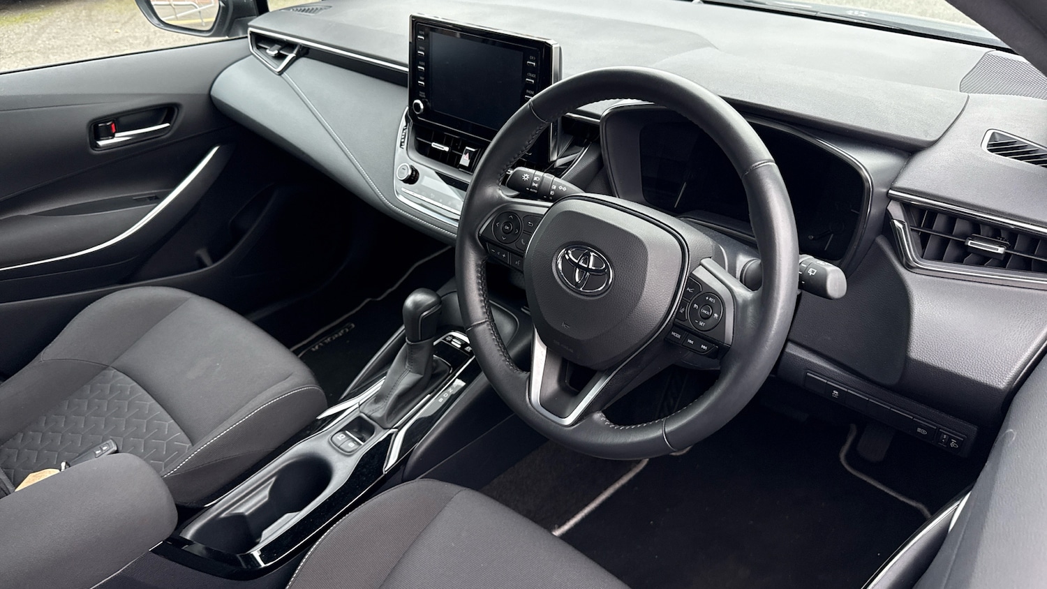 Used Toyota Corolla 2022 for sale - 76352908: Photo 11