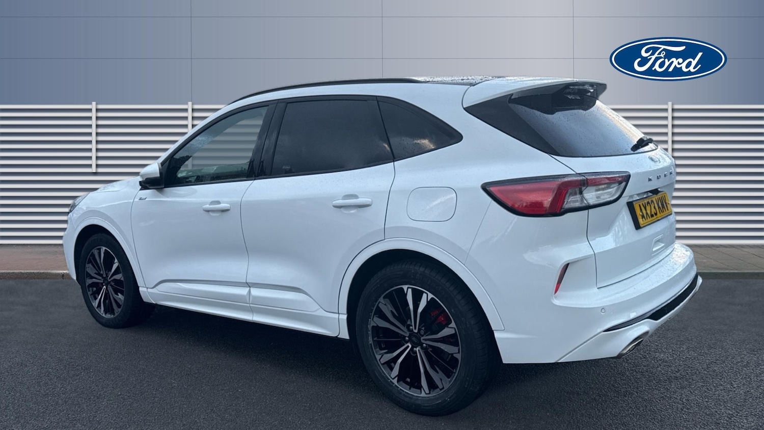 Used Ford Kuga 2023 for sale - 76450307: Photo 2