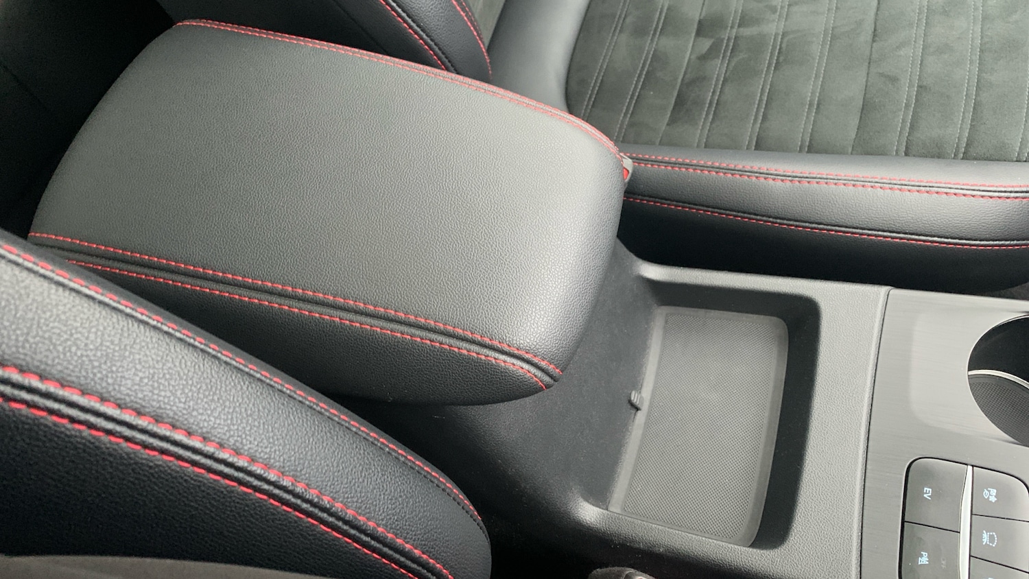 Used Ford Kuga 2021 for sale - 77035734: Photo 40