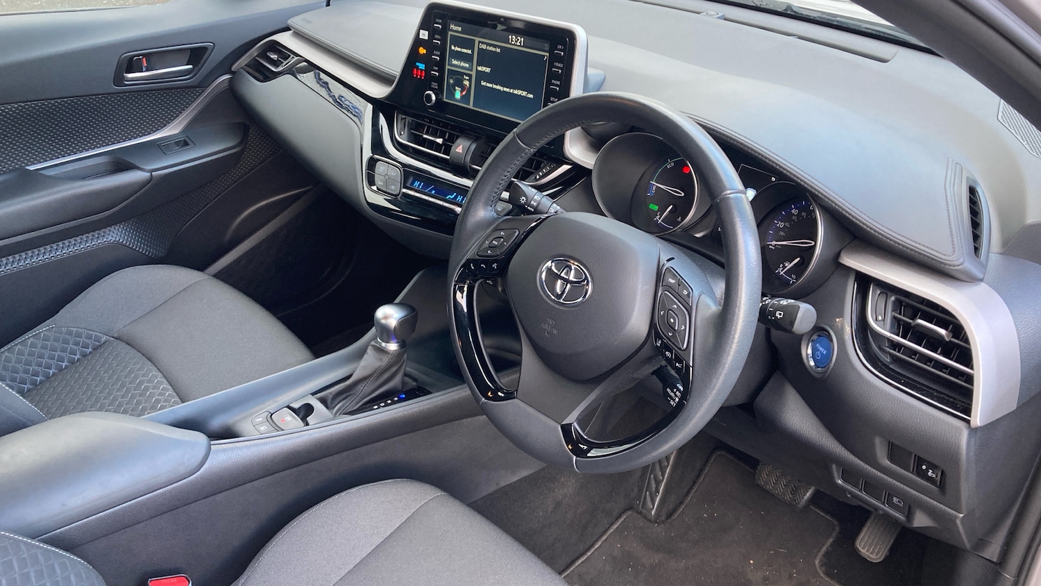 Used Toyota C-HR 2021 for sale - 76941248: Photo 11