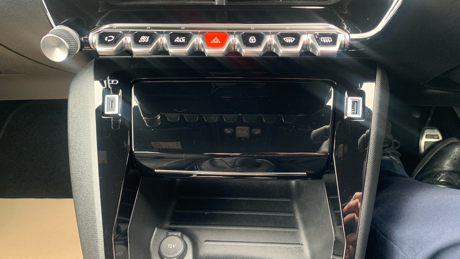 Used Peugeot 2008 2023 for sale - 77687927: Photo 31