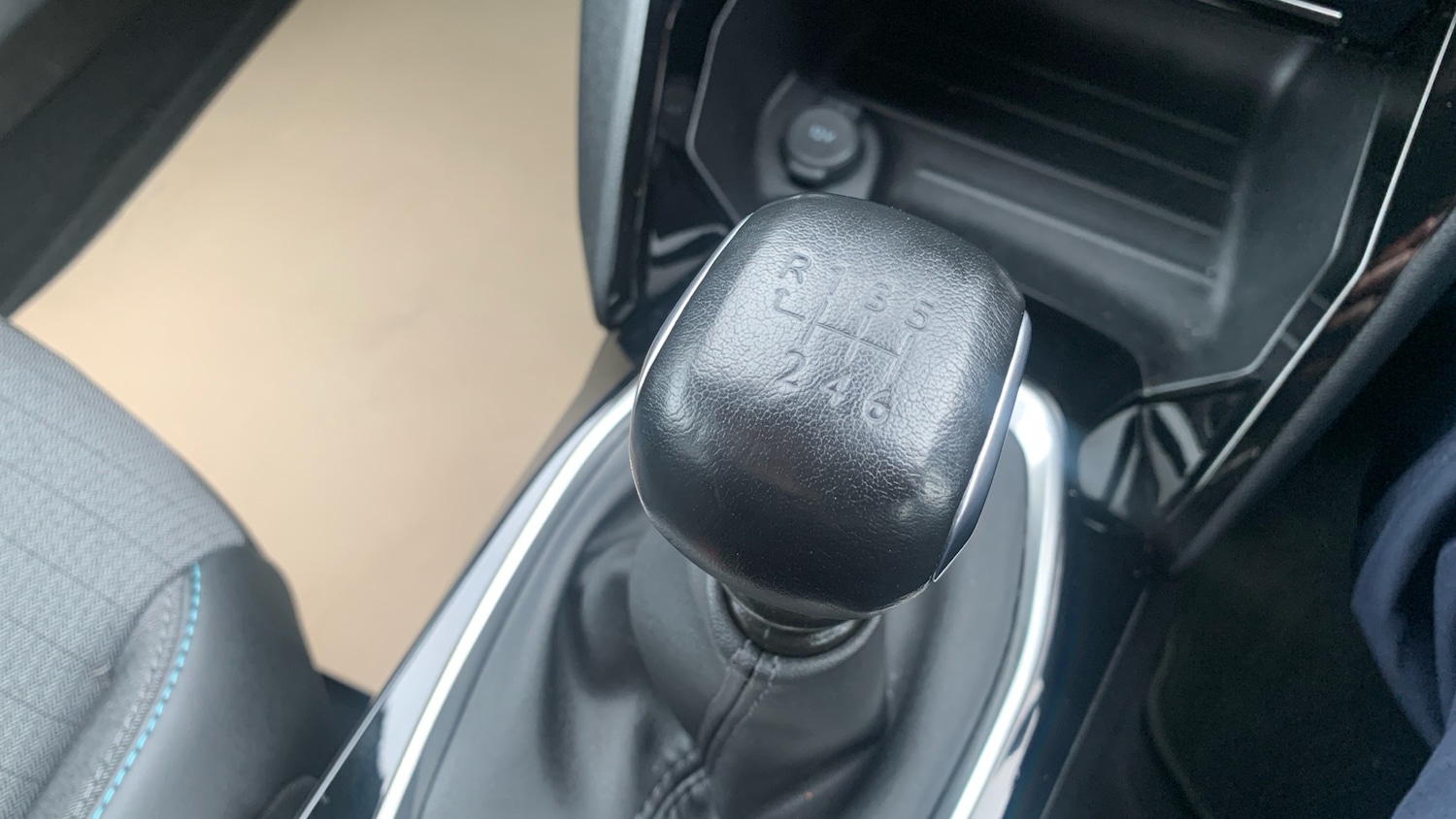 Used Peugeot 2008 2023 for sale - 77687927: Photo 33