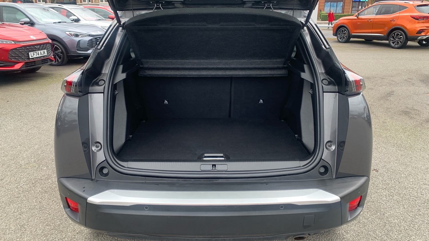 Used Peugeot 2008 2023 for sale - 77687927: Photo 4