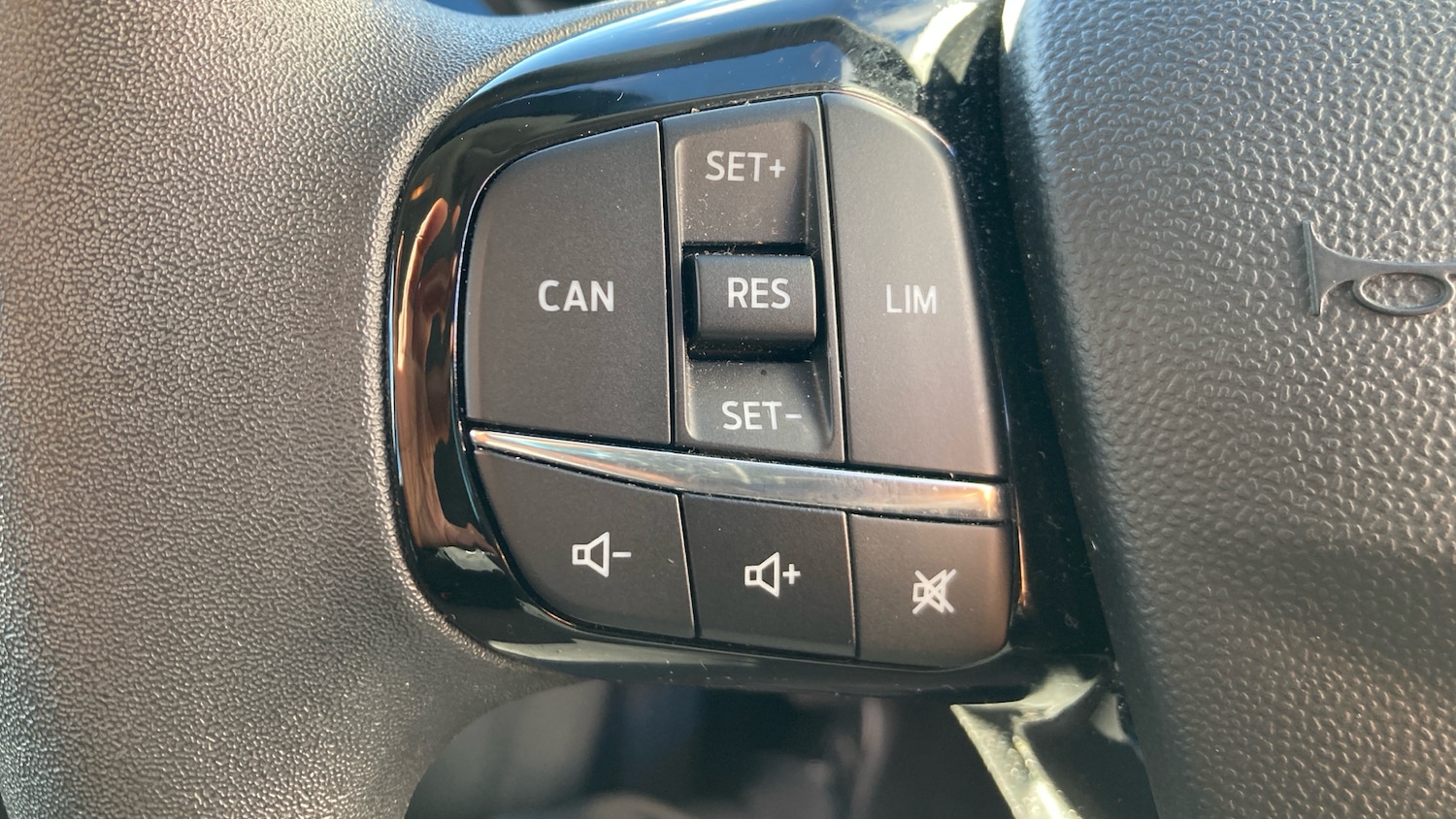 Used Ford Fiesta 2020 for sale - 76449222: Photo 24