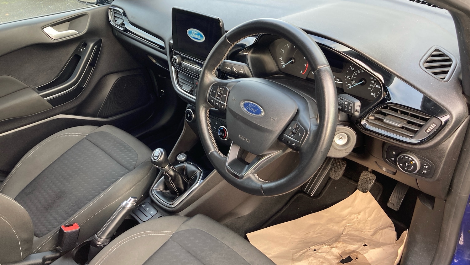 Used Ford Fiesta 2017 for sale - 76627872: Photo 11