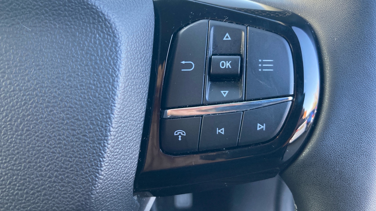 Used Ford Puma 2024 for sale - 76741049: Photo 25