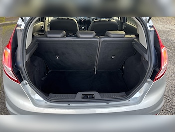 Used Ford Fiesta 2017 for sale - 77354255: Photo