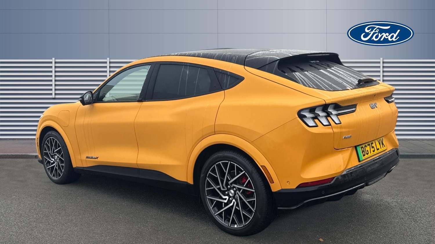 Used Ford Mustang Mach-E 2025 for sale - 77018994: Photo 2