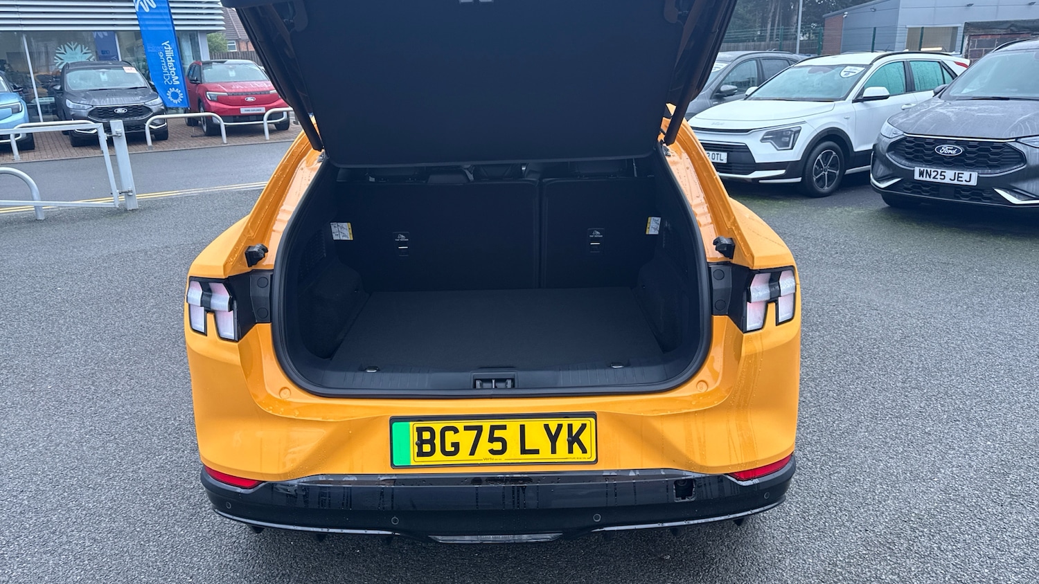 Used Ford Mustang Mach-E 2025 for sale - 77018994: Photo 4