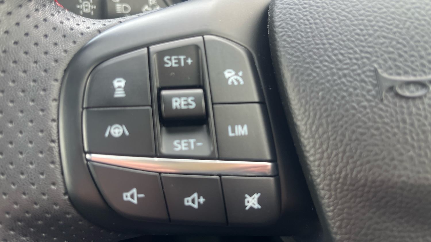 Used Ford Kuga 2023 for sale - 78109095: Photo 21