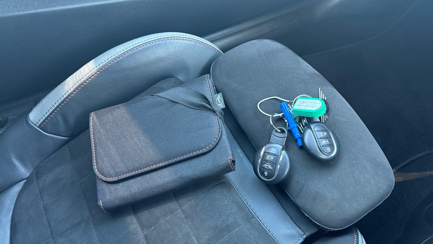 Used MINI Hatch 2023 for sale - 76638587: Photo 19