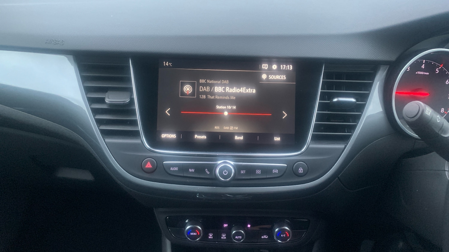 Used Vauxhall Crossland X 2020 for sale - 76530885: Photo 12