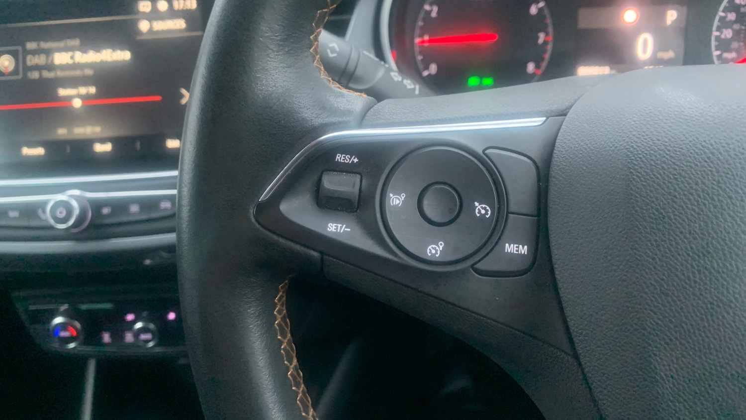 Used Vauxhall Crossland X 2020 for sale - 76530885: Photo 21