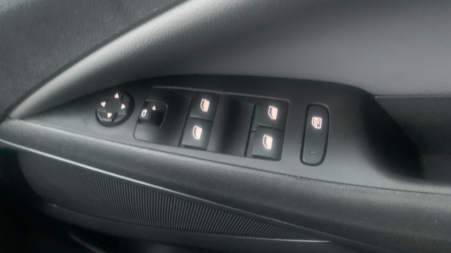 Used Vauxhall Crossland X 2020 for sale - 76530885: Photo 26