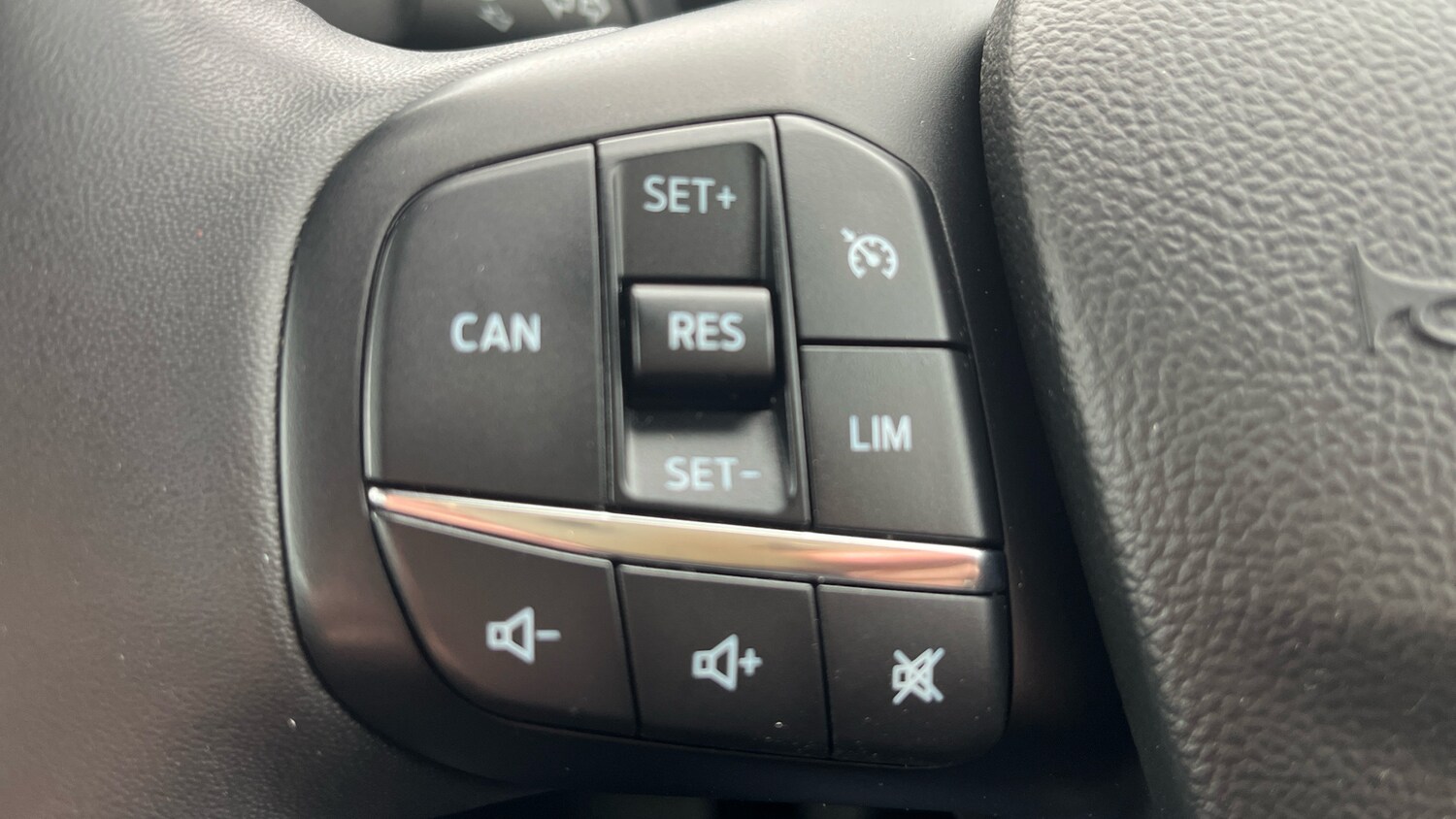 Used Ford Focus 2023 for sale - 77871959: Photo 21