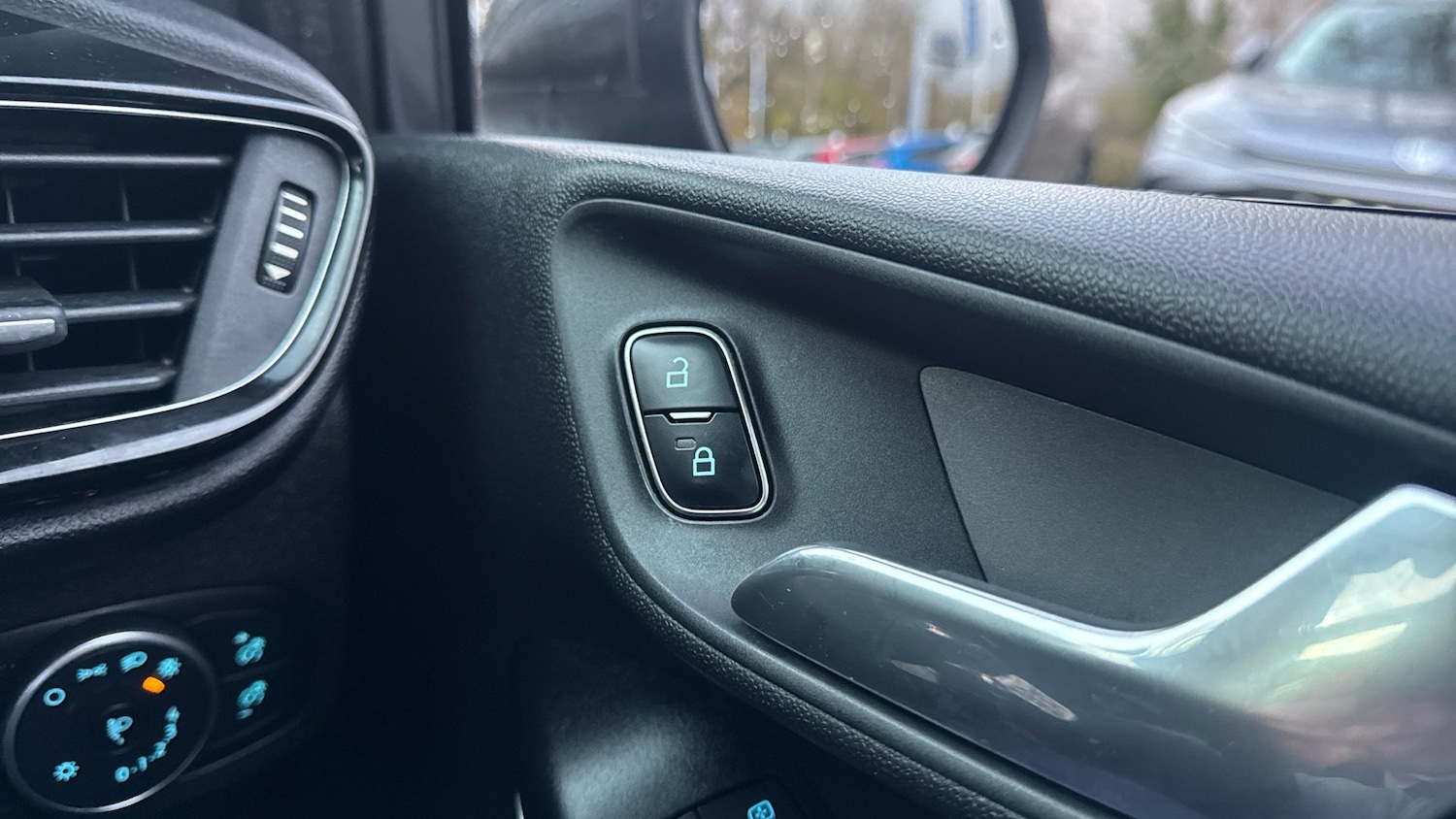 Used Ford Fiesta 2017 for sale - 76791265: Photo 29