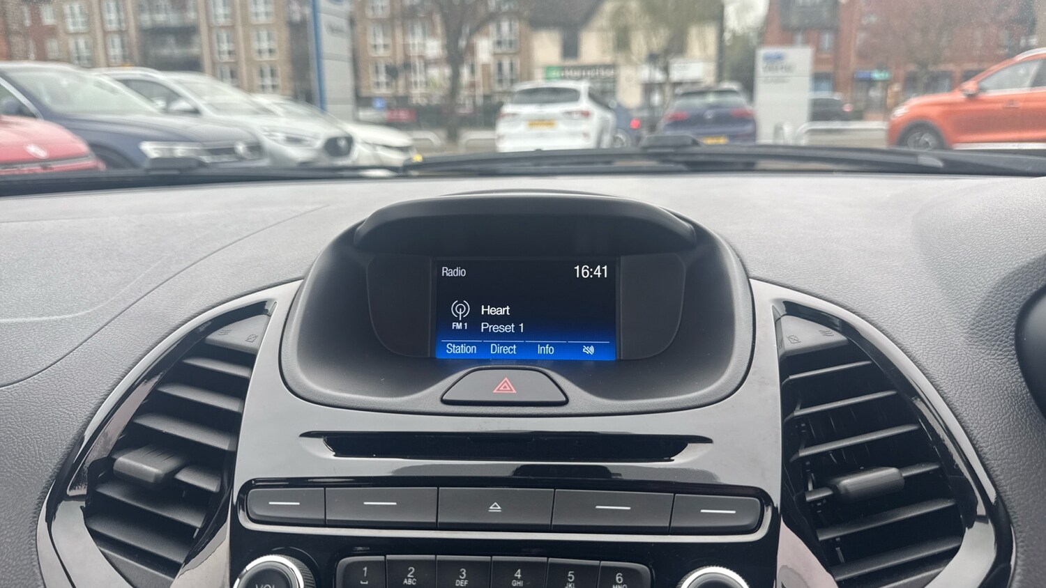 Used Ford Ka+ 2017 for sale - 77997488: Photo 12