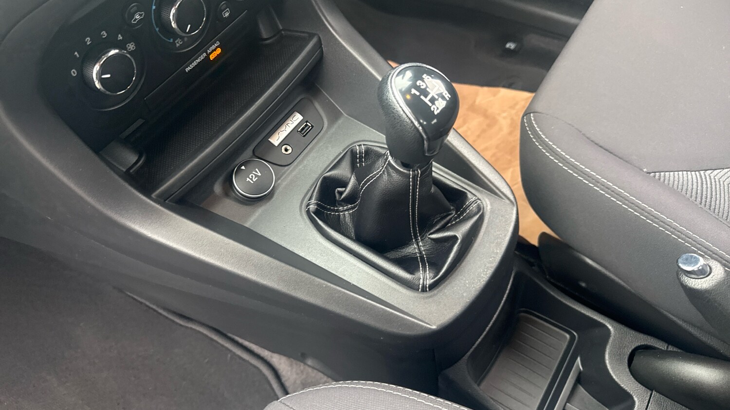 Used Ford Ka+ 2017 for sale - 77997488: Photo 13