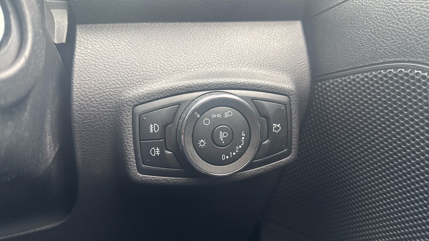 Used Ford Ka+ 2017 for sale - 77997488: Photo 29