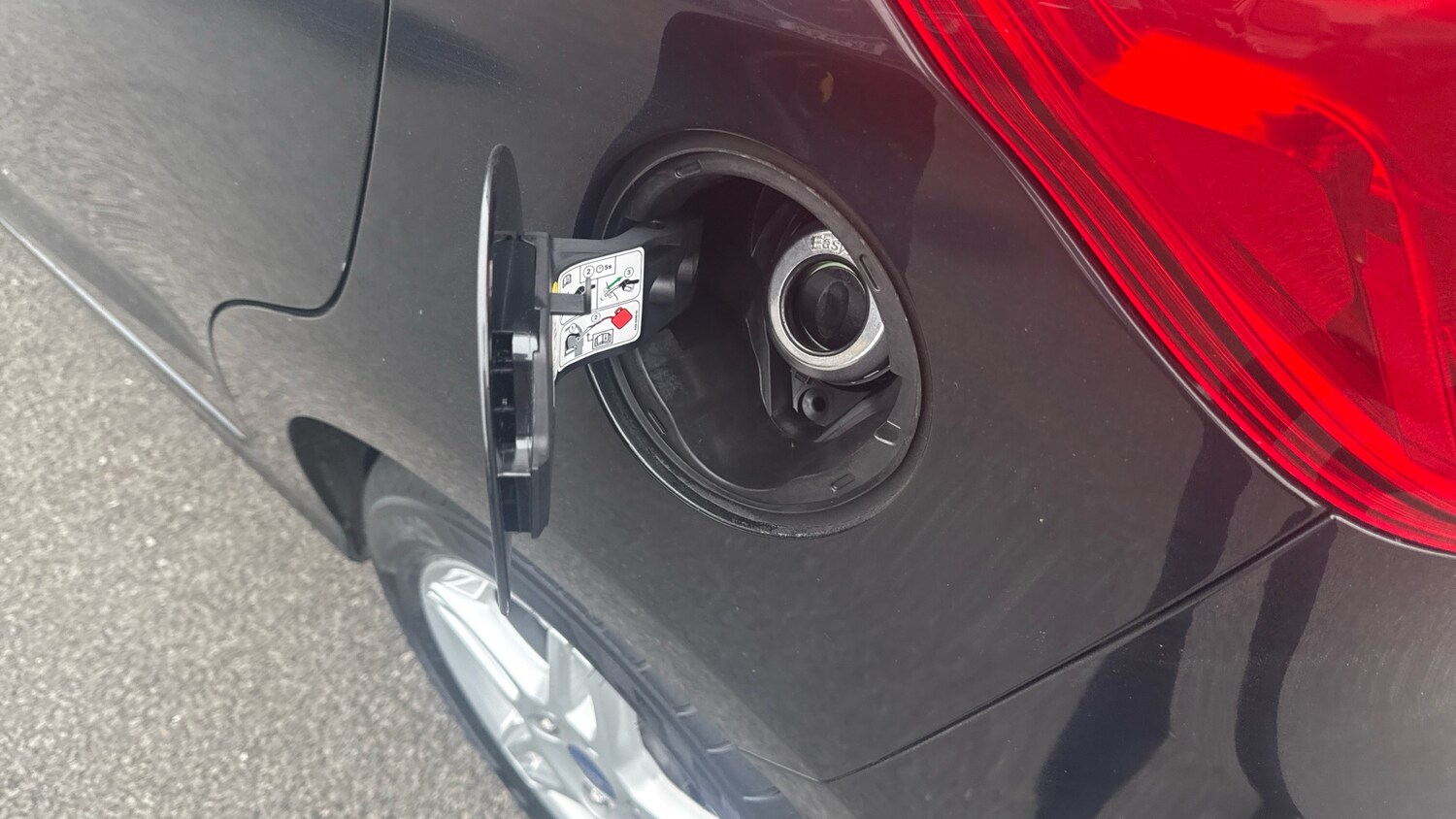 Used Ford Ka+ 2017 for sale - 77997488: Photo 37