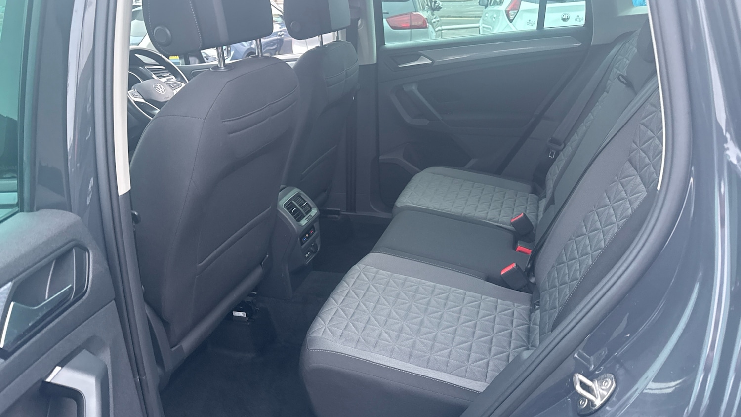 Used Volkswagen Tiguan 2021 for sale - 77562437: Photo 16