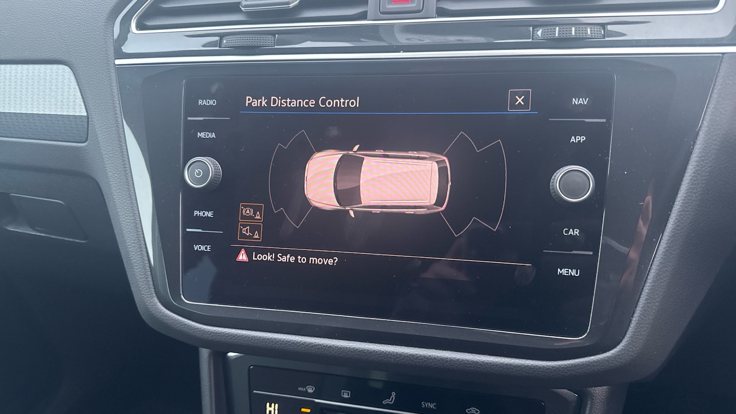 Used Volkswagen Tiguan 2021 for sale - 77562437: Photo 33